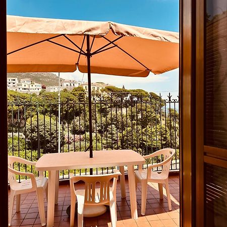 Vietri La Casa Gialla מראה חיצוני תמונה
